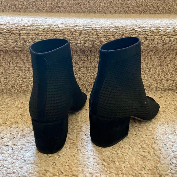 5 1/2 Eileen Fisher VERO CUOIO black sandals - Picture 6 of 6